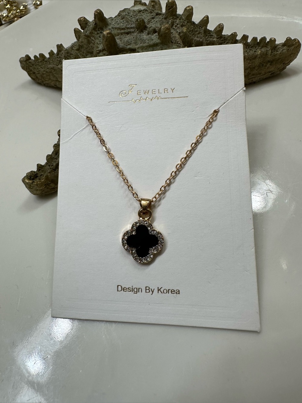 Fashion necklace